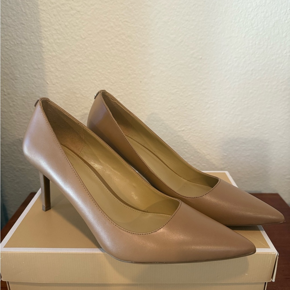 Michael Kors Tan Leather Heels